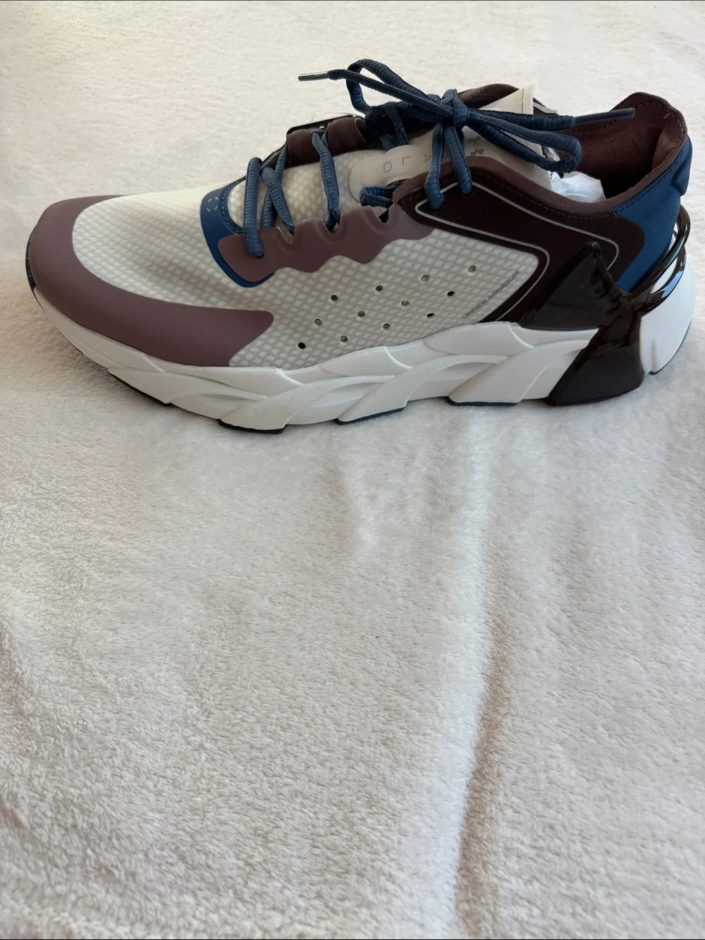 Halo Under Armour Unisex Athletic Shoe